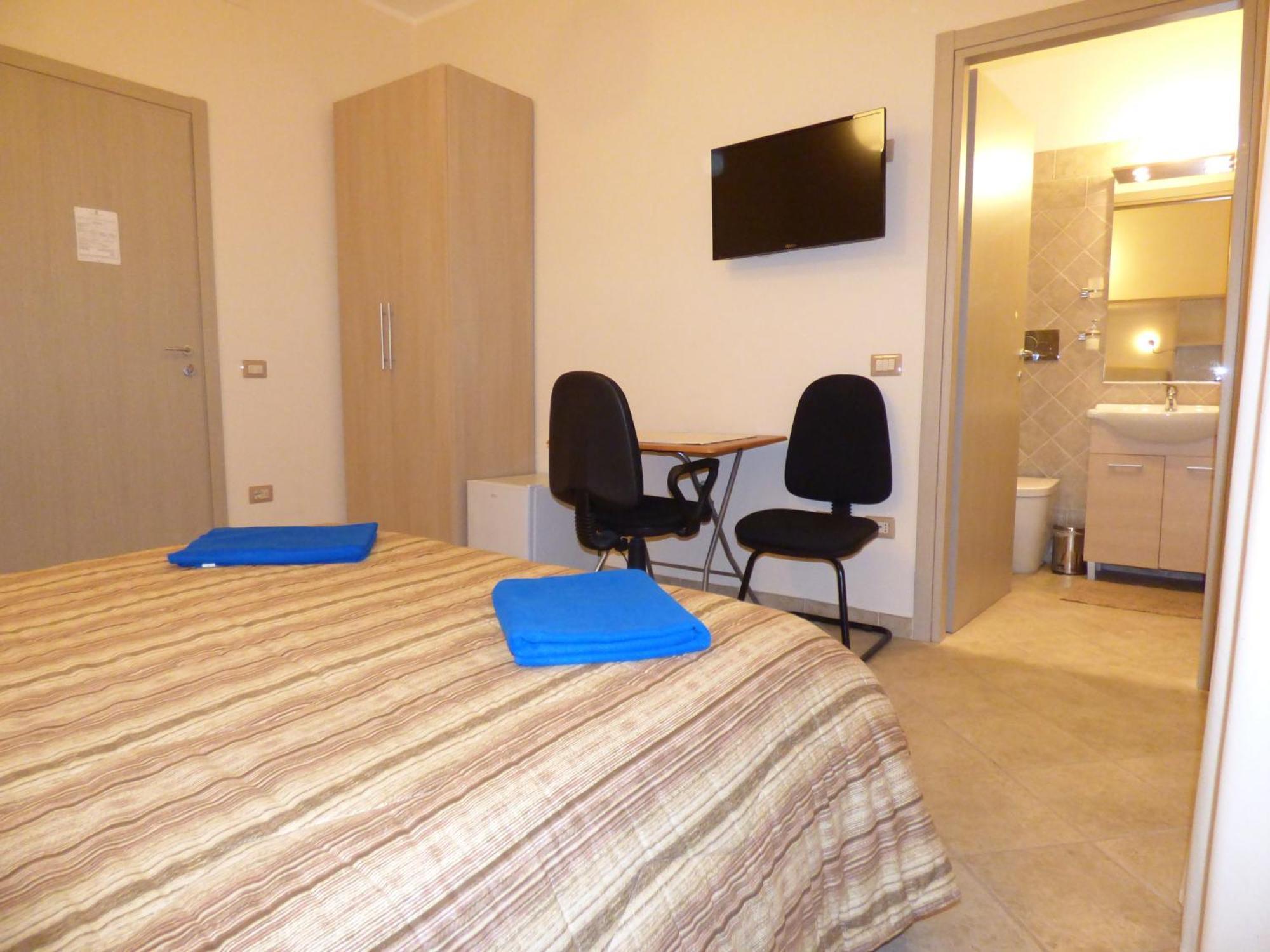 Anania Hotel Cagliari Bilik gambar