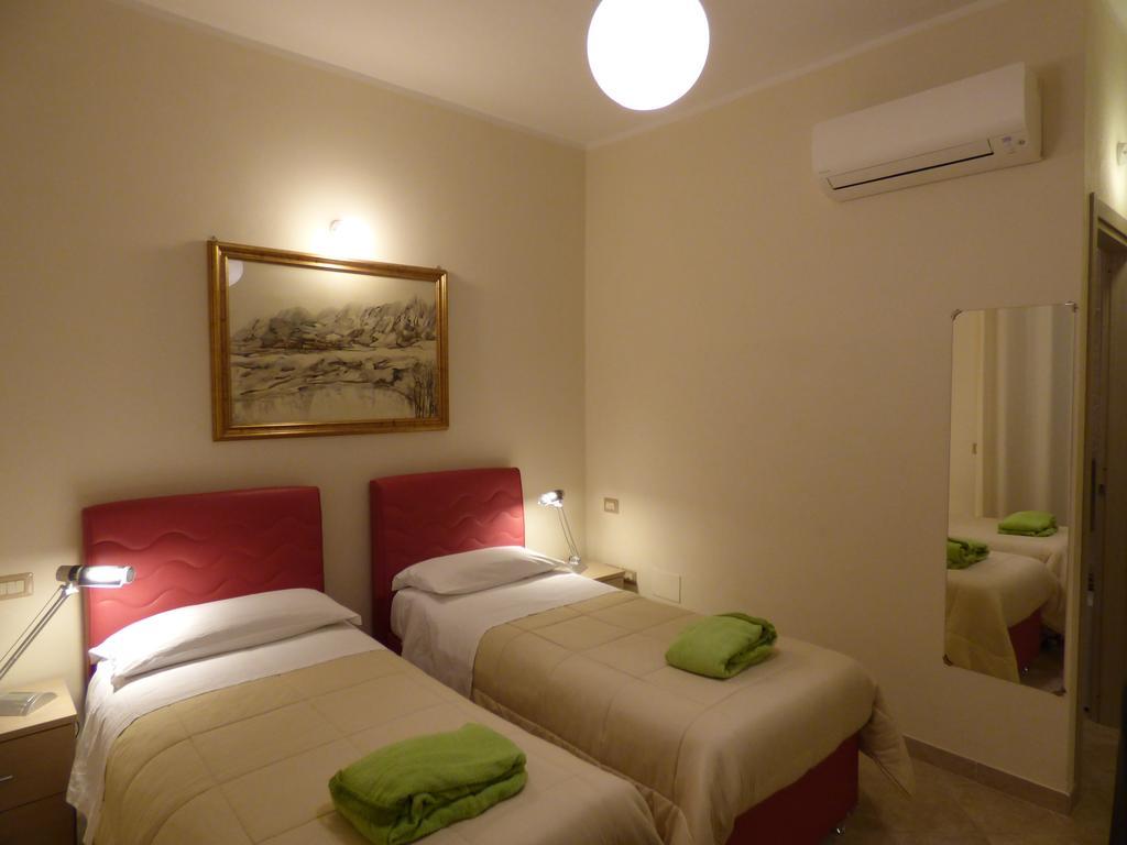 Anania Hotel Cagliari Bilik gambar