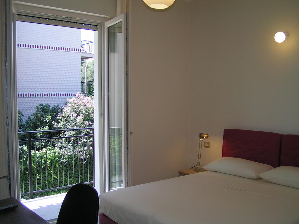 Anania Hotel Cagliari Bilik gambar