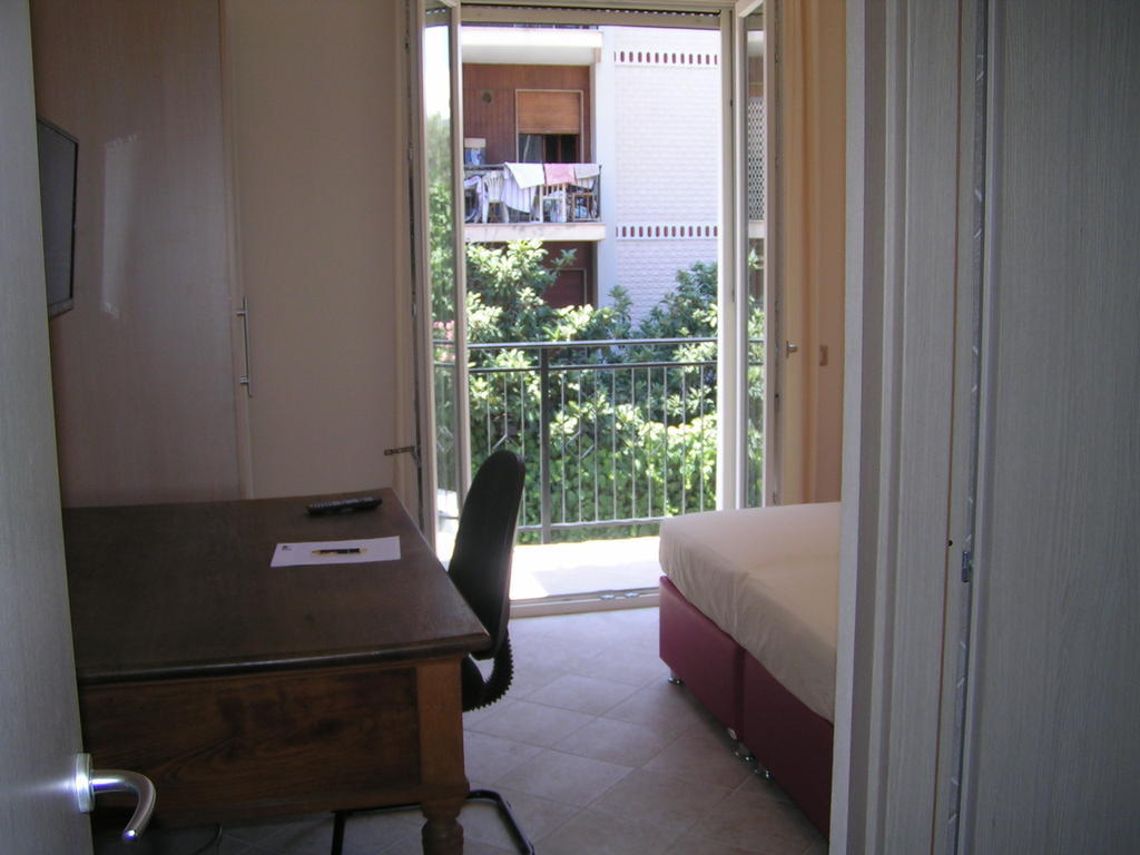 Anania Hotel Cagliari Bilik gambar